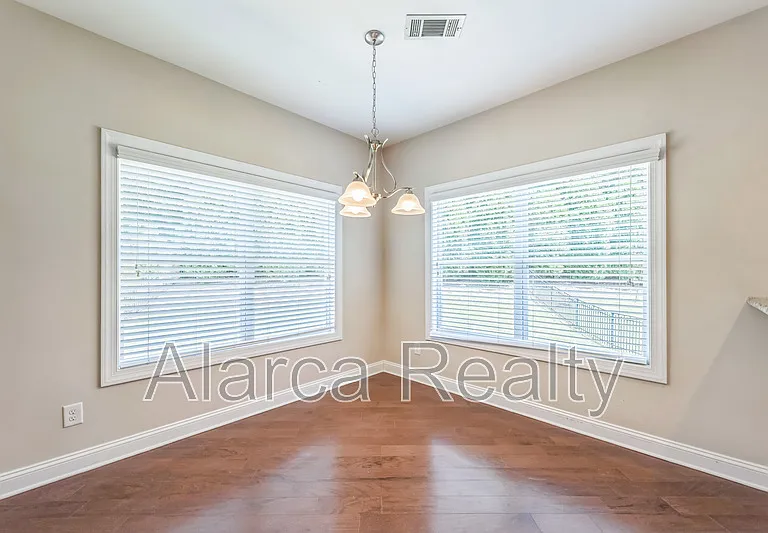 1020 Ridgehaven Rd — Photo 8