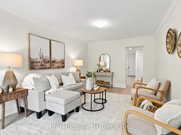 112 Olive Ave, Oshawa, ON L1H 2P2