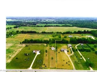 1762 Hartel Rd, Charlotte, MI 48813