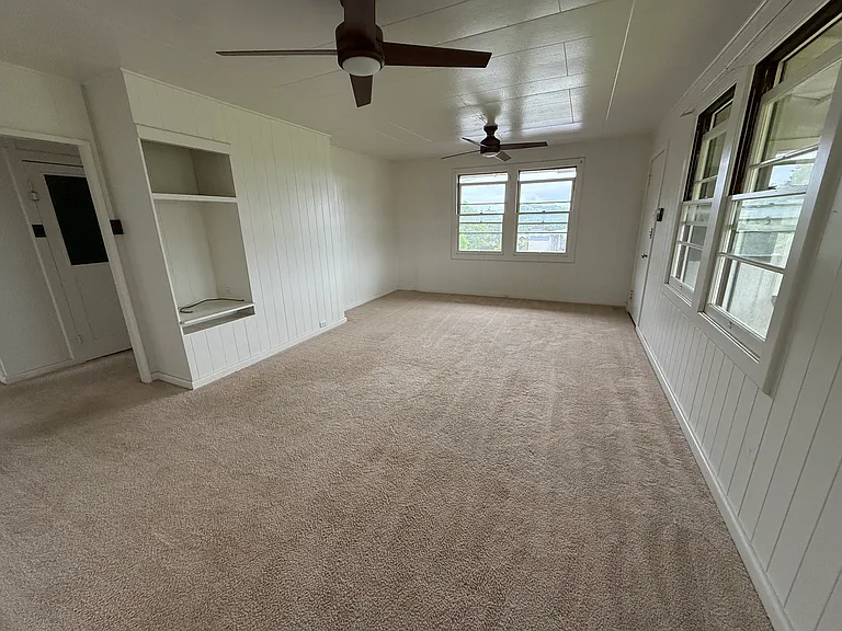 330 Kaumana Dr #A — Photo 4