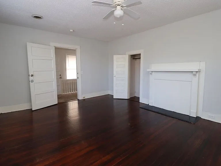 4910 Colonial Dr — Photo 11