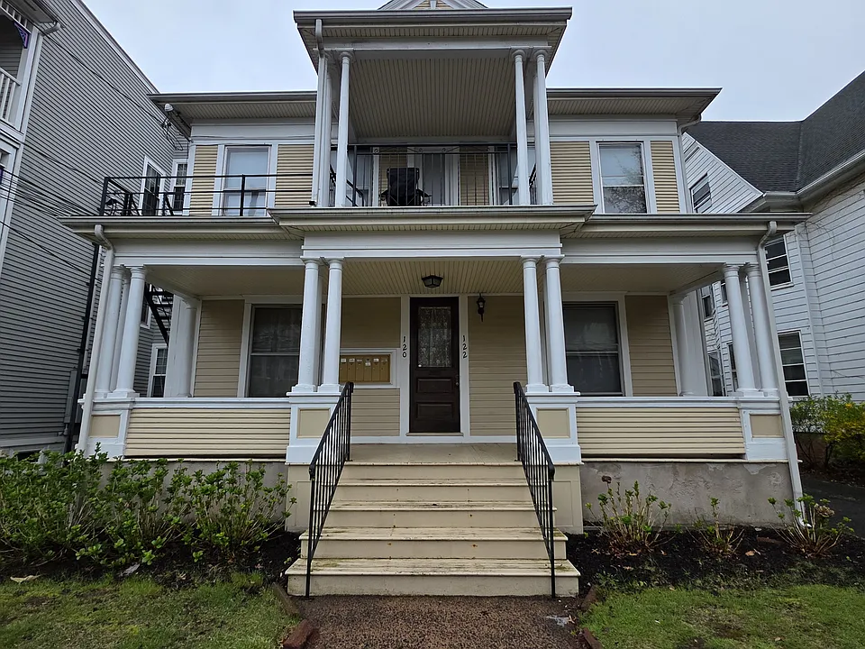 120 Bishop St #6