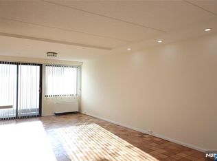 1600 Center Ave APT 7G, Fort Lee, NJ 07024