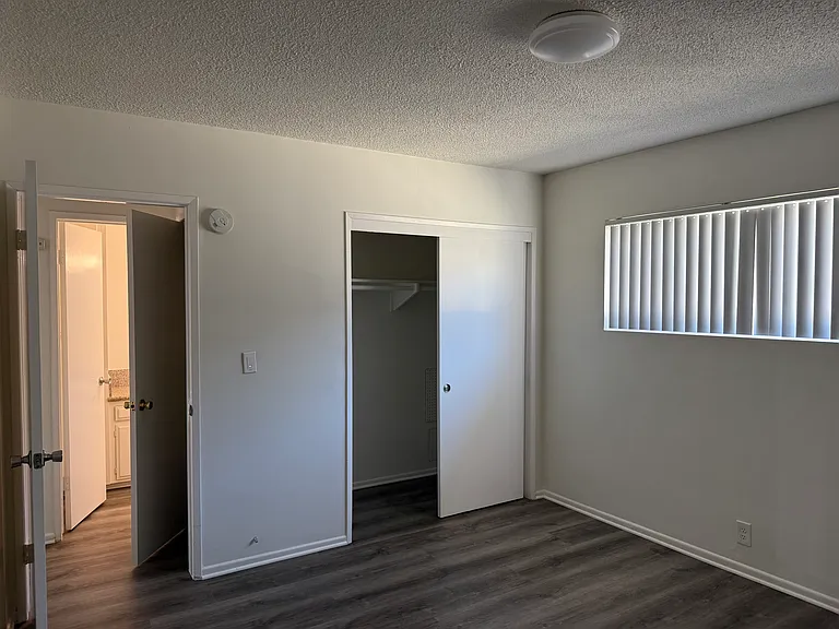 9641 Maureen Dr #5 — Photo 22