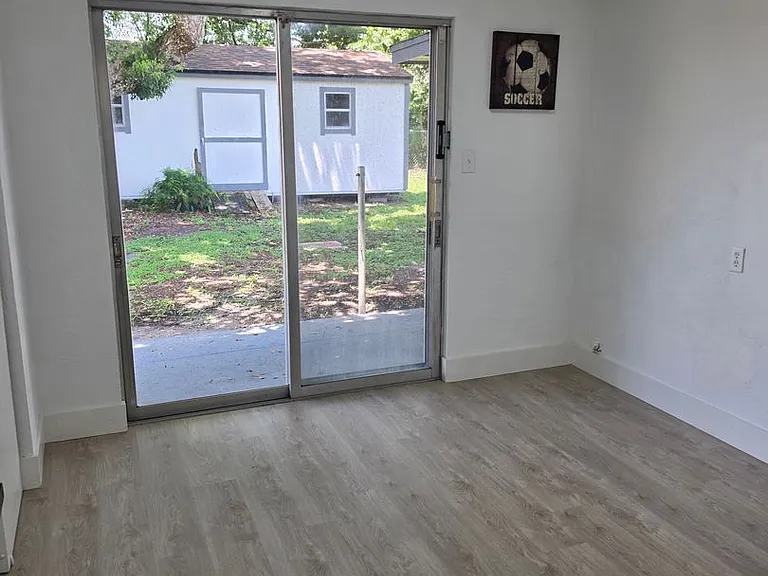 640 Westward Cir — Photo 34