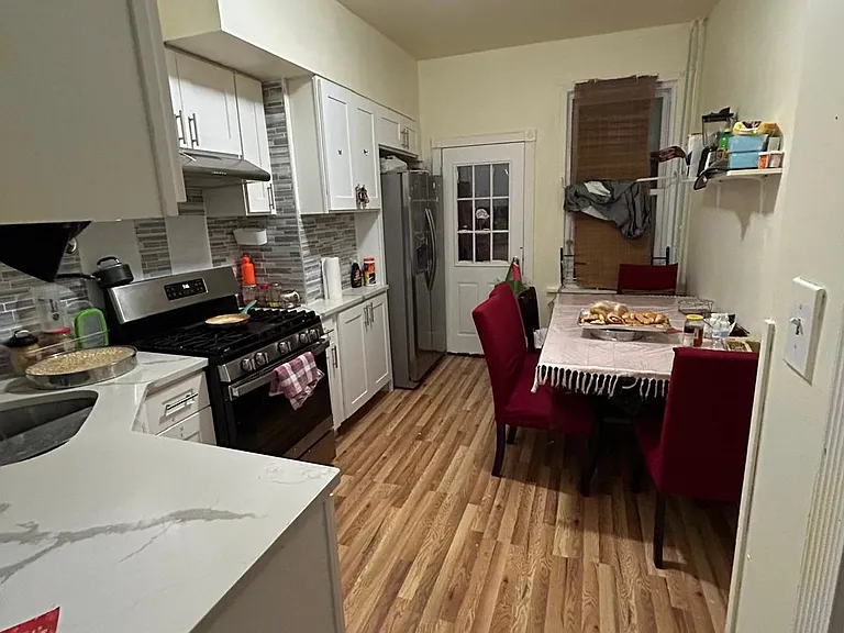 140 Sterling Ave #1 — Photo 11