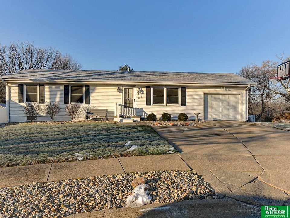 1st image of 3814 N 88th Cir