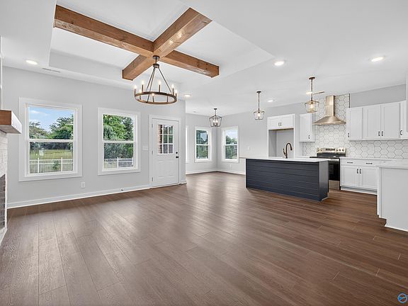 4th image of 352 Krimson Cir