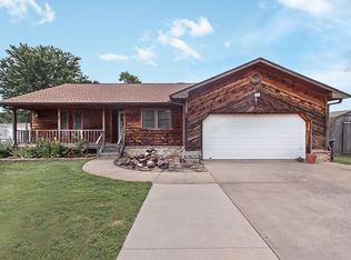 210 Old Farmington Rd, Farmington, AR 72730