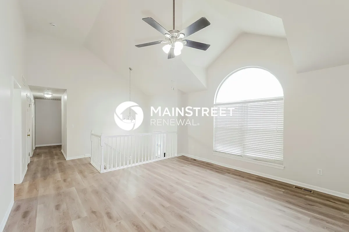 Living Room - 1607 W Christi Ln