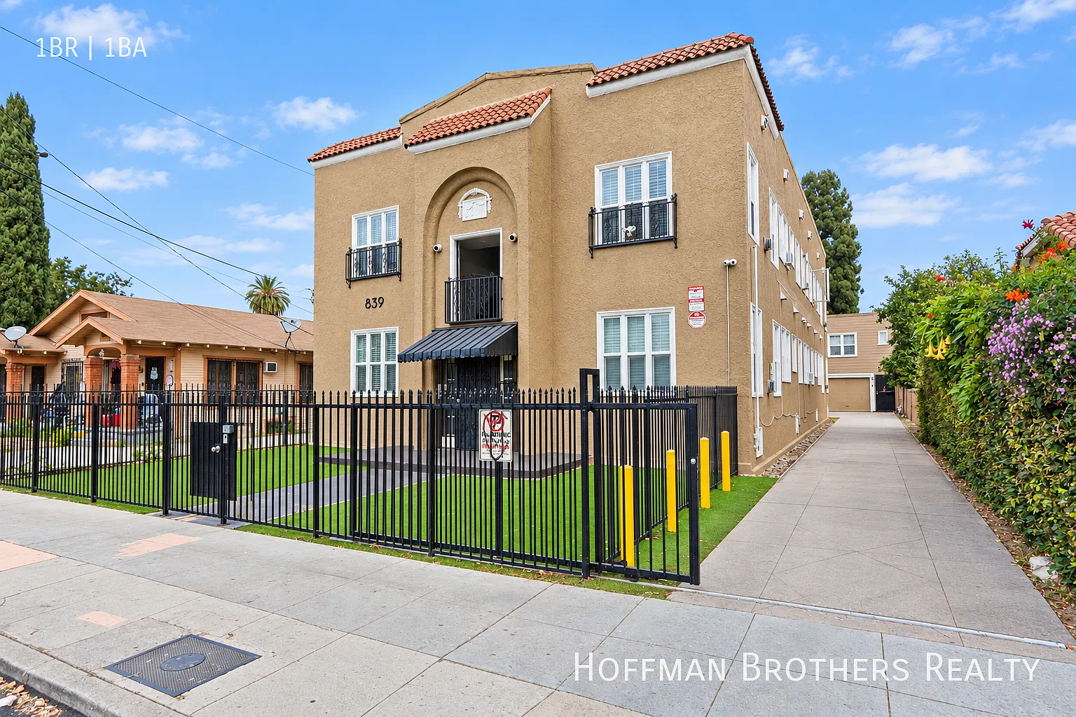 3421 W Florence Ave — Photo 3