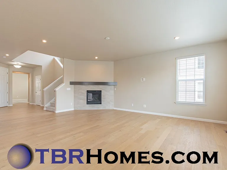 9521 Market Dr — Photo 7