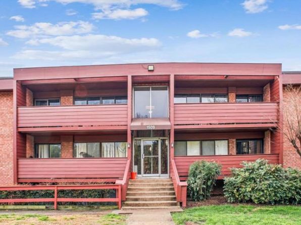 1509 S George Mason Dr APT 22