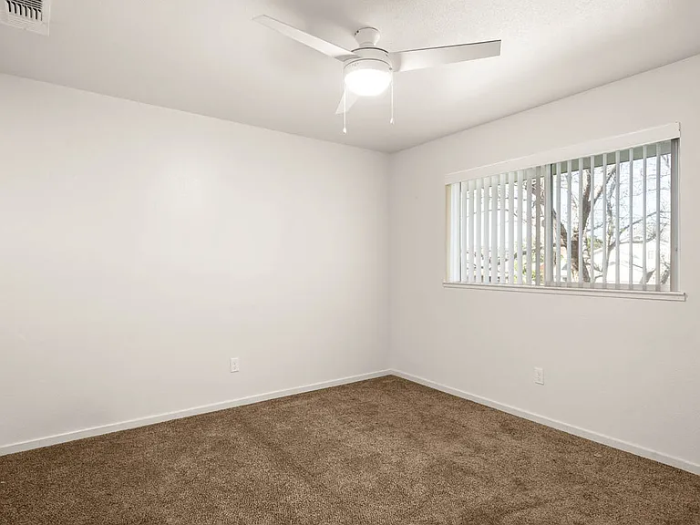 East of Eaton Apartments — Photo 9