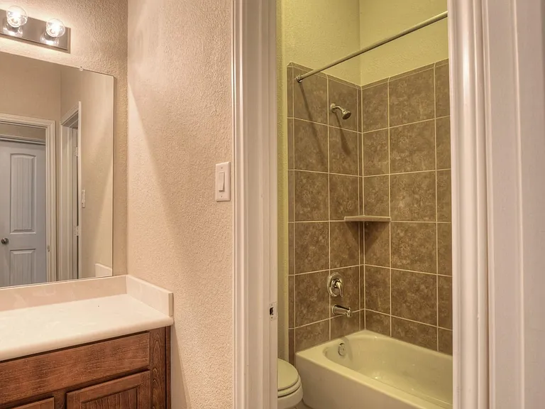 21231 Flowering Dogwood Cir — Photo 11