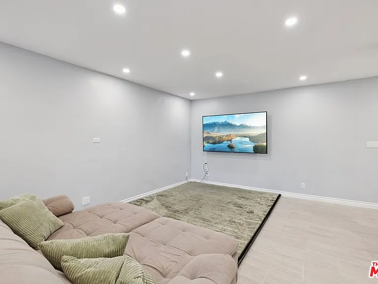 5625 Sumner Way #314 — Photo 11
