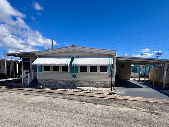 2nd image of 3285 3rd Ave