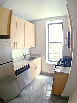 Rented by Newcastle Realty Services | media 7