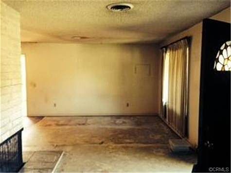 3rd image of 305 Blackpine Dr