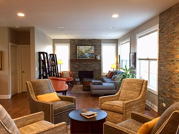 4th image of 2 N Empress Ct