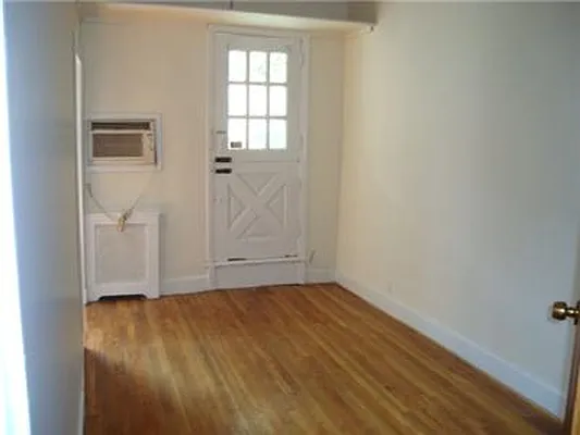 Rented by Luxor Homes & Investment Realty | media 5