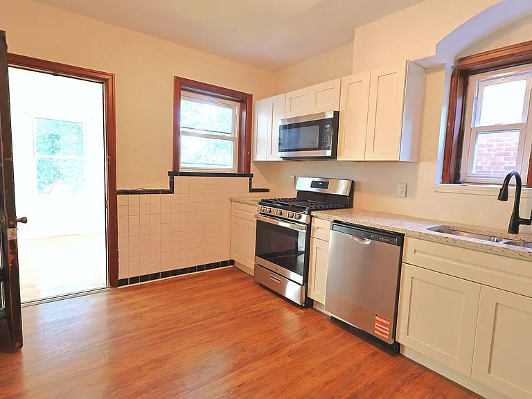 3754 Dunnica Ave — Photo 27