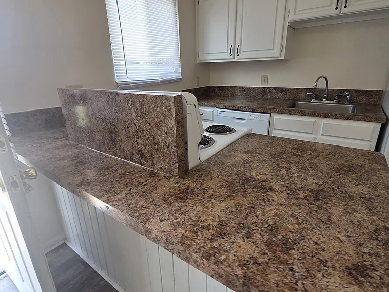 5815 Maple Canyon Ave — Photo 3