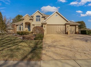 1114 Tara Ct, Joliet, IL 60431