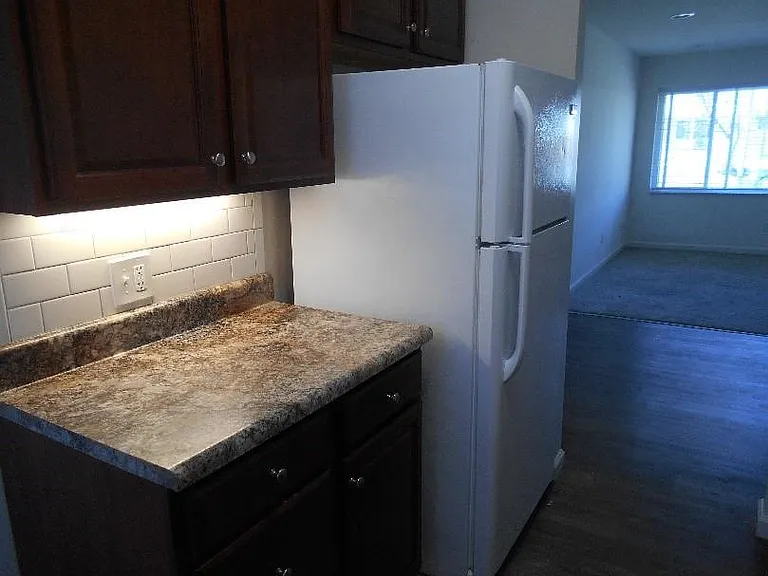 236 Solon Dr #C — Photo 4