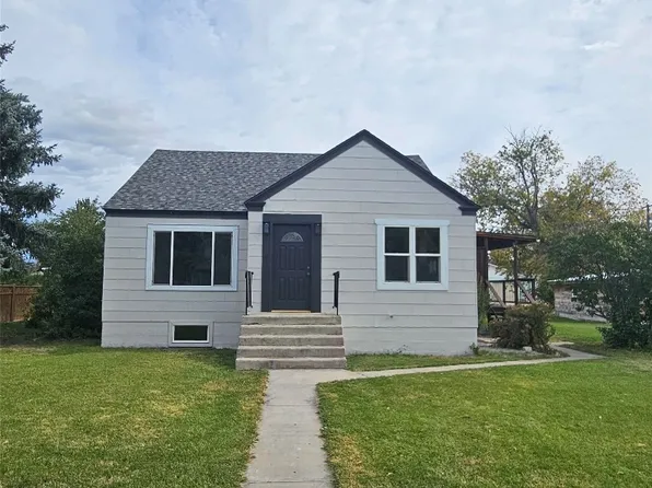 210 N Oak St, Townsend, MT 59644