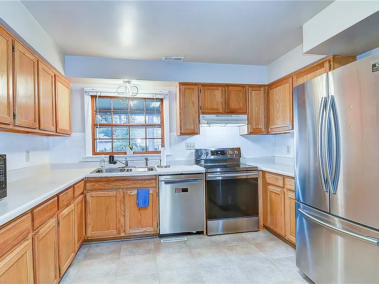 5724 Oak Terrace Dr — Photo 10