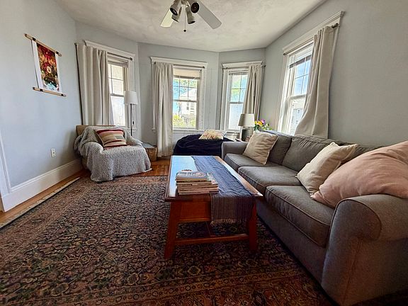 3rd image of 158 School St #158