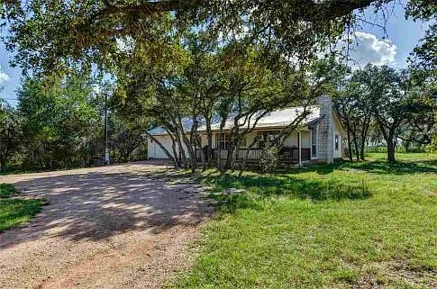 2 bed, 1431 sqft, $1,700 — Photo 2