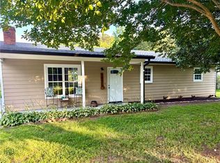 161 Pine Valley Dr, Powder Springs, GA 30127
