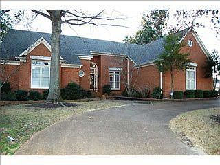1st image of 2315 Linkenholt Dr