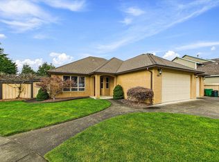 648 Francesco Pl, Fortuna, CA 95540