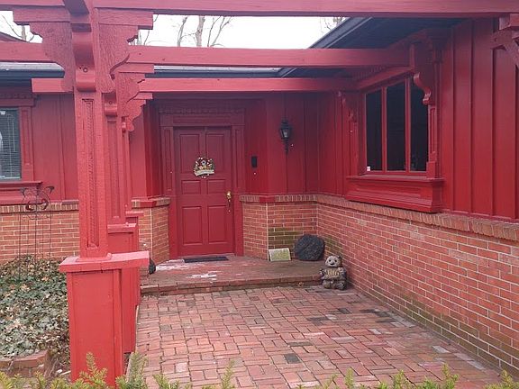 3rd image of 4817 Eastbourne Dr