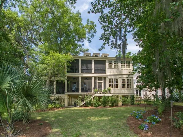 34 Pond Dr, Hilton Head Island, SC 29926