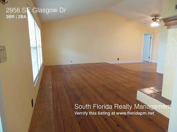 5th image of 2956 SE Glasgow Dr