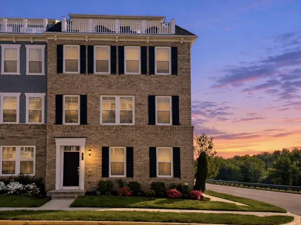 1957 Greenbriar Hall Rd, Dumfries, VA 22026