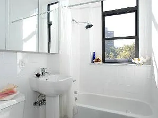 Rented by Corcoran | media 9
