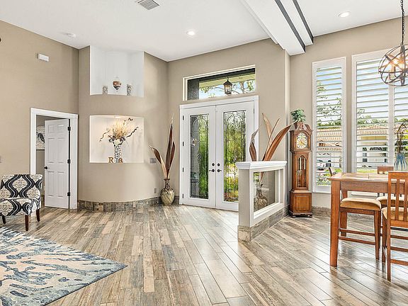 5th image of 1 Fenhill Ln