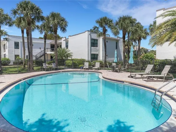 822 10th AVE S #822, NAPLES, FL 34102