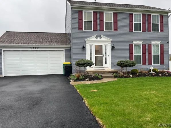 6408 Cherrywood Ln, Lockport, NY 14094