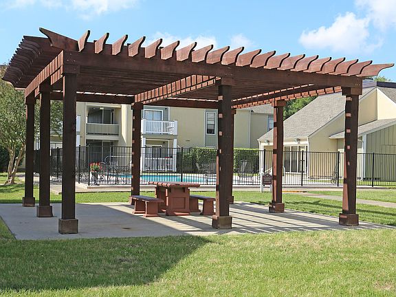 3rd image of 5020 Pecan Acres St APT 02A