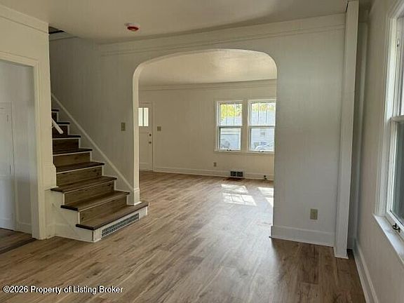 5th image of 632 3rd St W