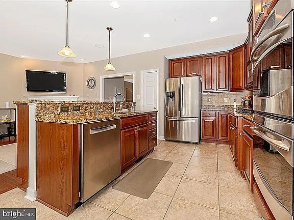 5th image of 3661 Spring Hollow Ln