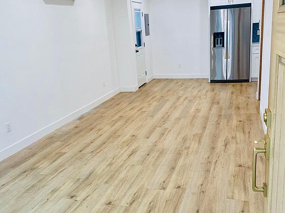 4th image of 3833 Brunswick Ave