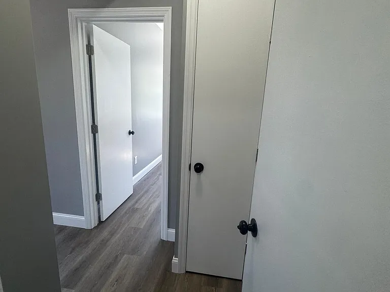 87 Jewell St #2R — Photo 10