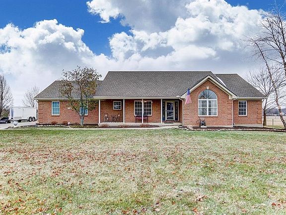 3rd image of 2834 Emerald Way